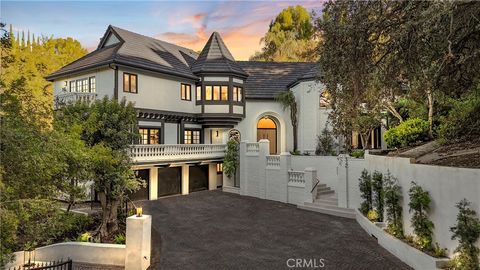 4437 Balboa Encino CA 91316