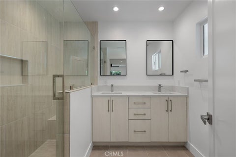 Tiny photo for 7950 Sausalito Avenue, West Hills, CA 91304 (MLS # SR26151148)