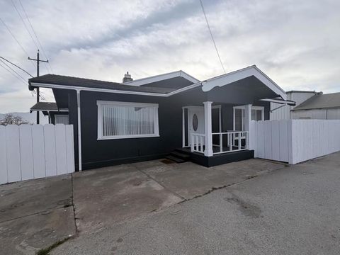 Photo of 2340 Alisal Rd #A, Salinas, CA 93908 (MLS # ML82038165)