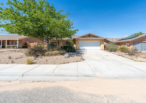Photo of 5154 Split Rock Avenue, 29 Palms, CA 92277 (MLS # 219146138DA)