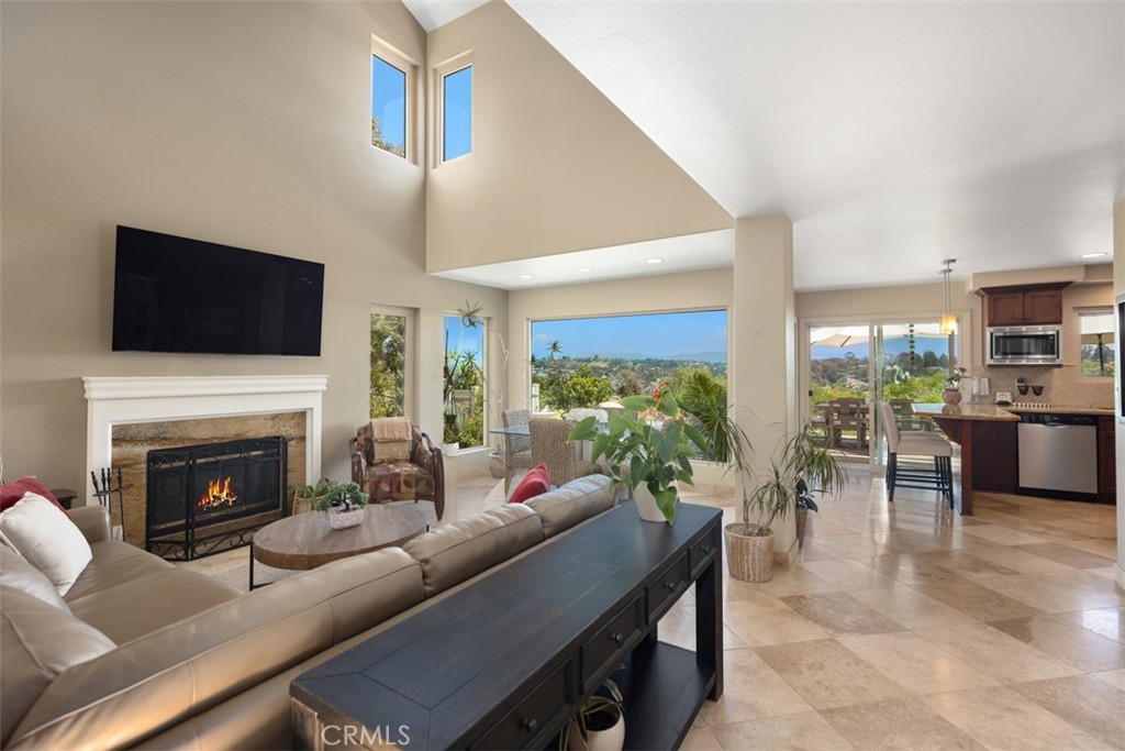 30792 Calle Moraga