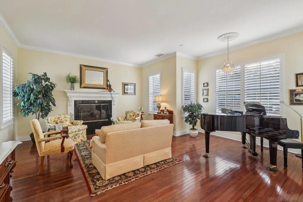 Poway, California 92064, United States, 5 Bedrooms Bedrooms, ,8 BathroomsBathrooms,Residential,Active,86205