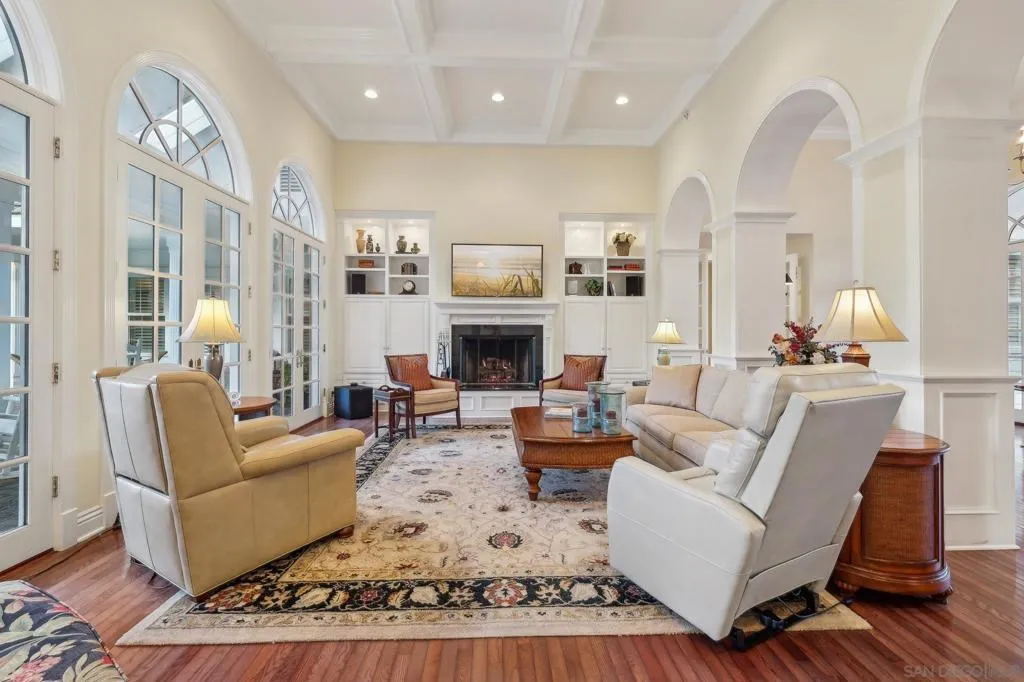 Poway, California 92064, United States, 5 Bedrooms Bedrooms, ,8 BathroomsBathrooms,Residential,Active,86205