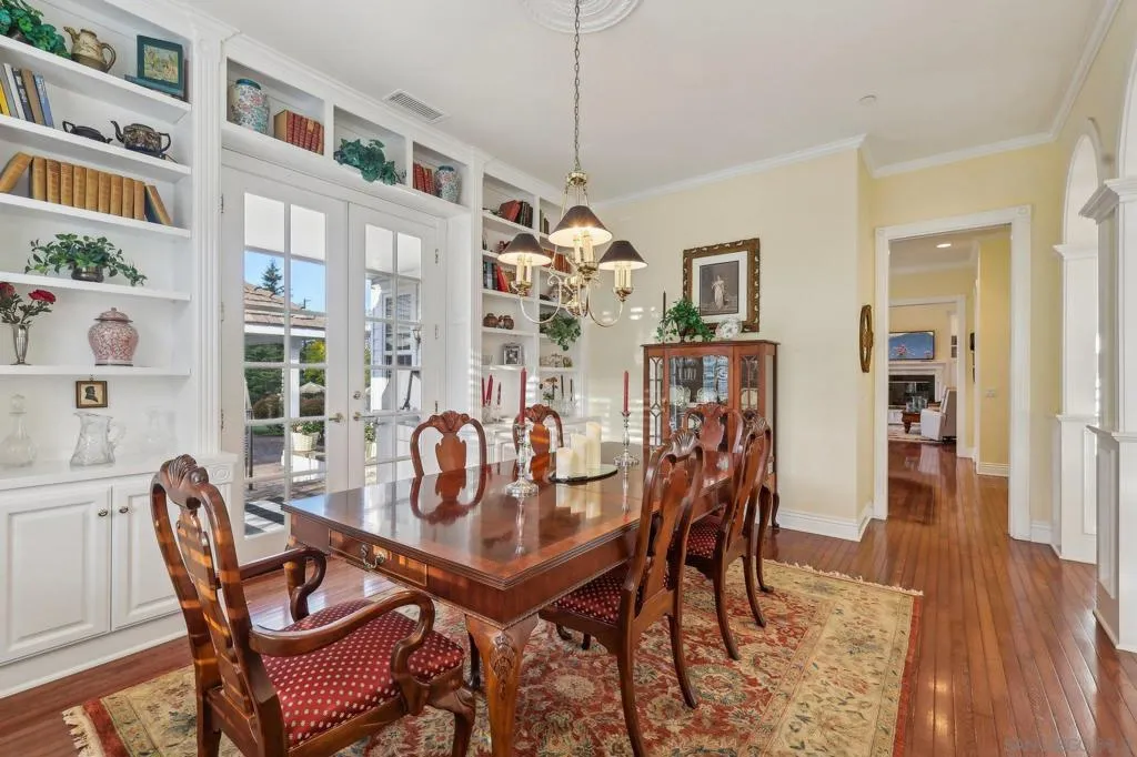 Poway, California 92064, United States, 5 Bedrooms Bedrooms, ,8 BathroomsBathrooms,Residential,Active,86205