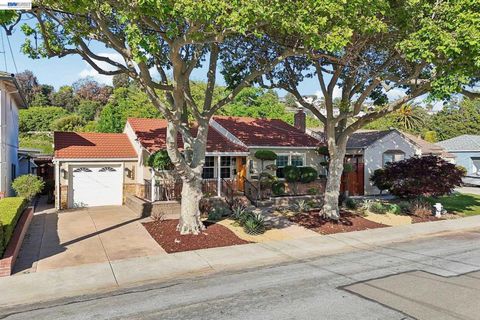 Photo of 14564 Wake Ave AVE, San Leandro, CA 94578 (MLS # 41133545)