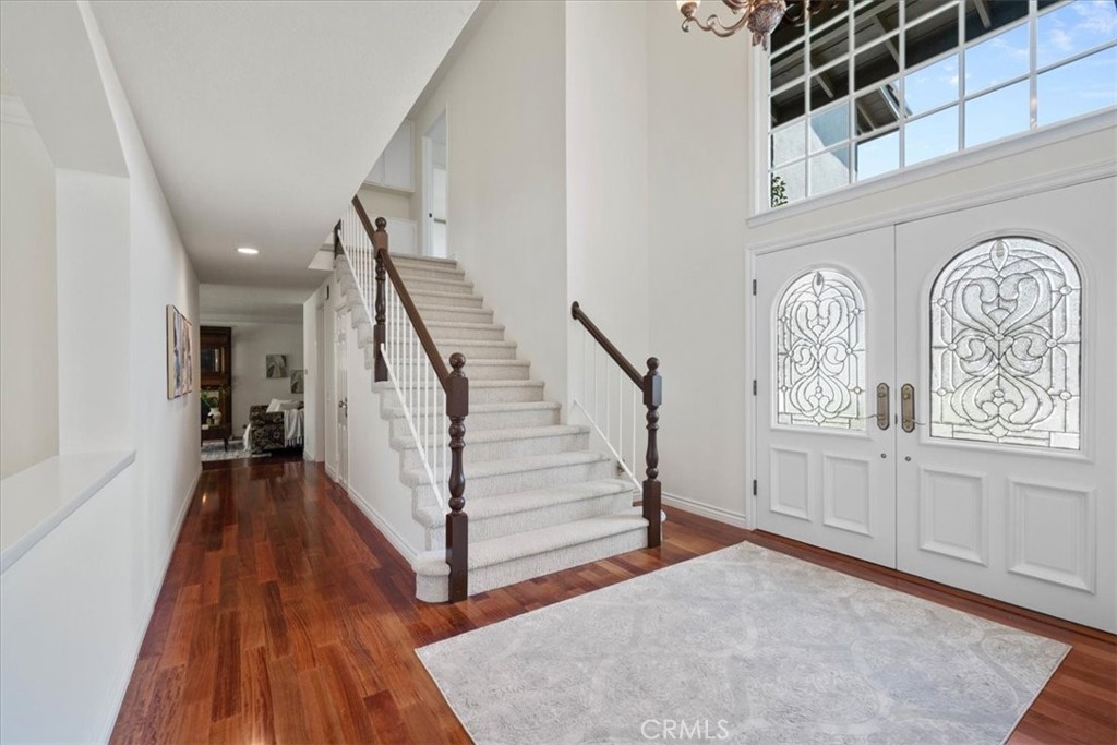 20709 Calle Pera