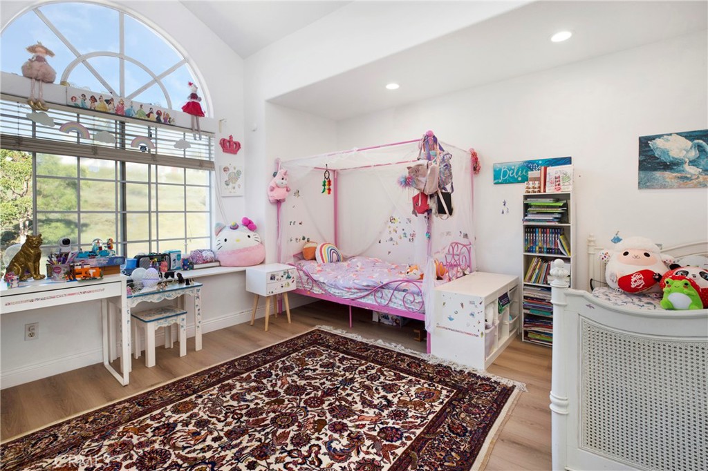 Beacon Hill Summit (BHM) - Residential Lease