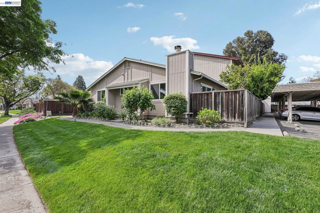 Photo of 4433 Fairlands Dr Dr, Pleasanton, CA 94588 (MLS # 41127372)