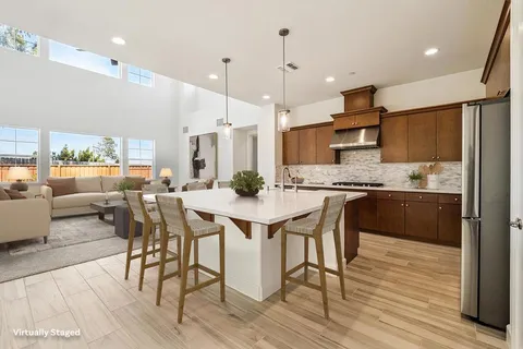 465 Russell Way, Marina, CA 93933 - MLS#: ML82017194