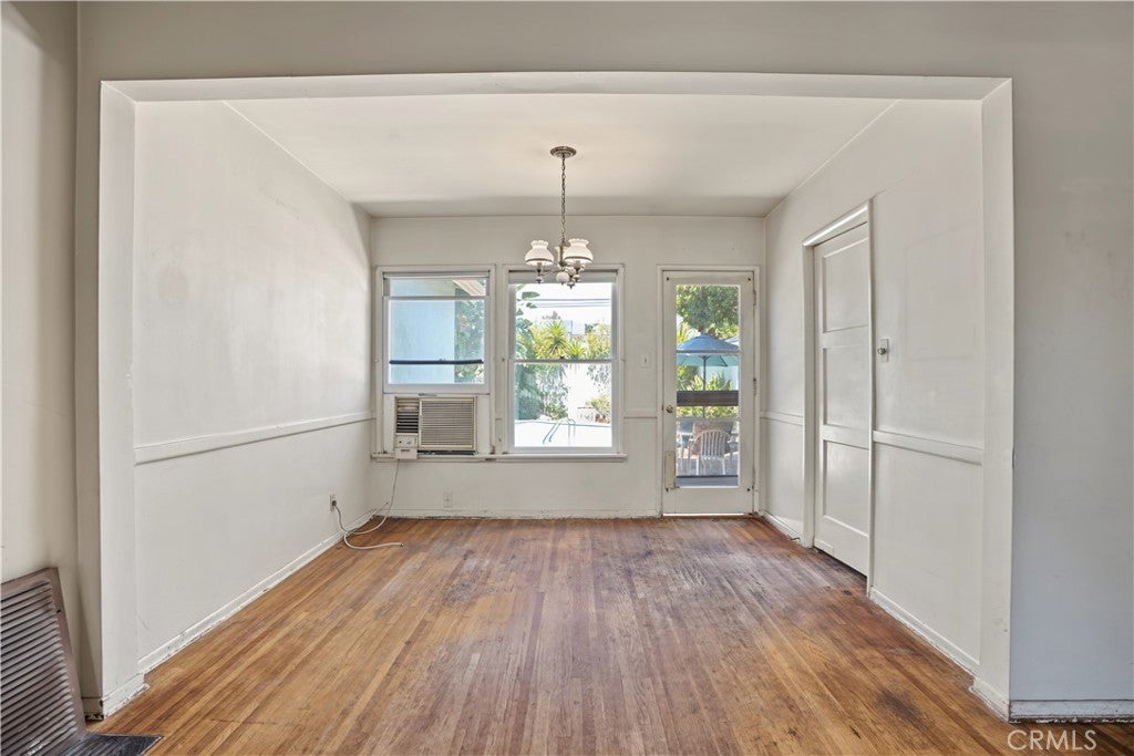 Photo of 16839 Margate Street, Encino, CA 91436 (MLS # SR26194765)