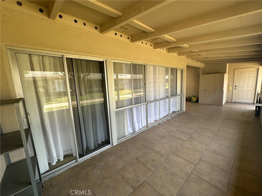 1640 Glenview Road 76i