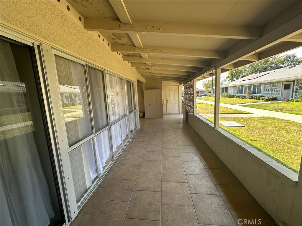 1640 Glenview Road 76i