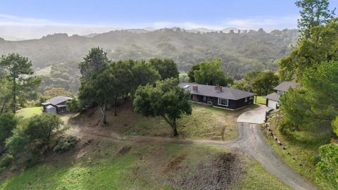 22301 Rolling Hills Road Saratoga CA 95070