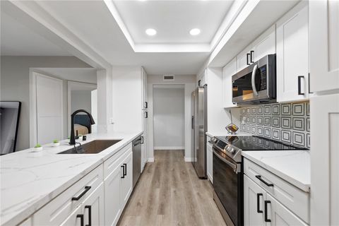 1040 E Washington Escondido CA 92025