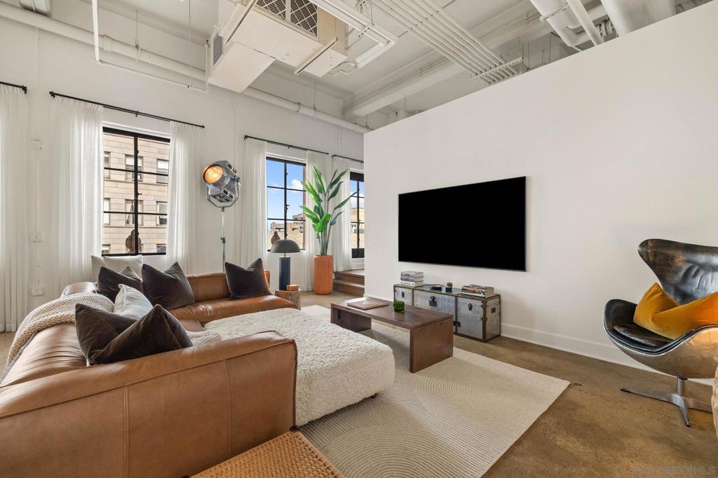 950 6Th Ave 541