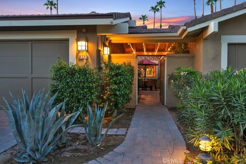 Photo of 313 Appaloosa Way, Palm Desert, CA 92211 (MLS # NP26001079)