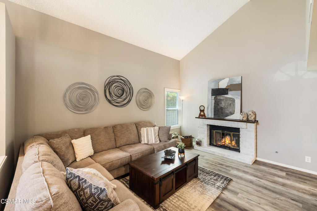 4471 Skyglen Court