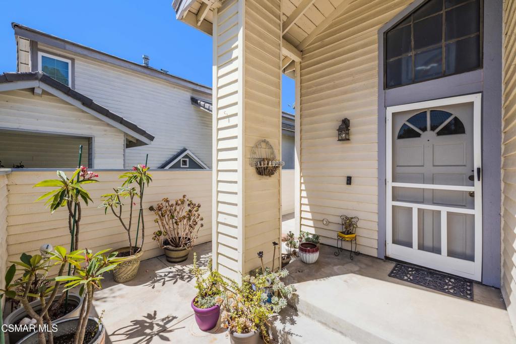 4471 Skyglen Court