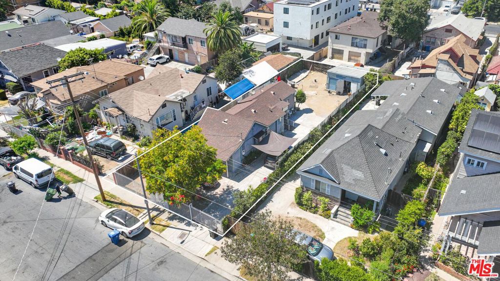 1525 W 37th Street, Los Angeles CA 90018