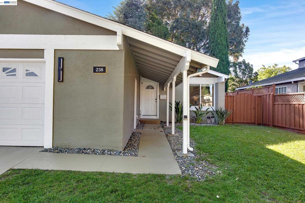 238 Arbor Valley Dr