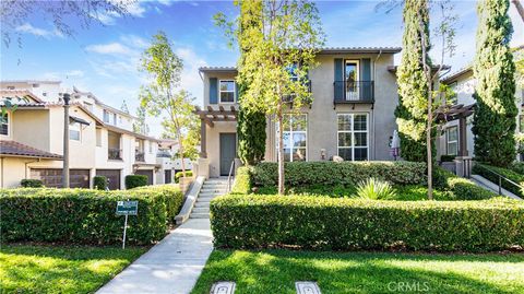 Photo of 47 Passage, Irvine, CA 92603 (MLS # NP26011041)