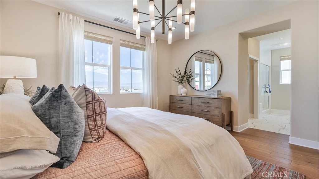 Ruby at Valencia - Residential