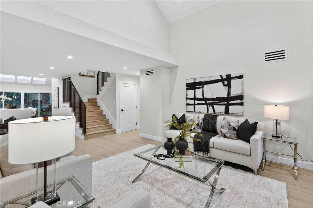 5506 Forest Cove
