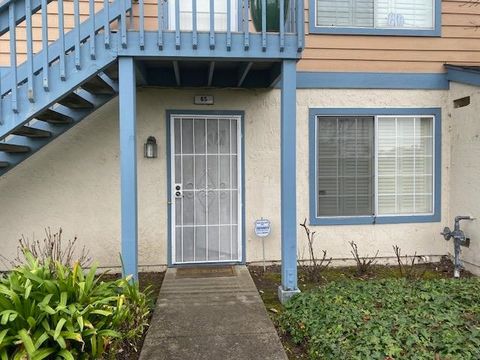 Photo of 65 Glenwood, Hercules, CA 94547 (MLS # 41121459)