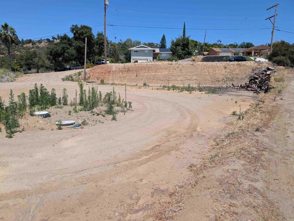 9950 9952 Bon Vue Drive