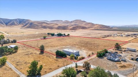 Tiny photo for 485 S 8 th Street, Shandon, CA 93461 (MLS # SC25224587)