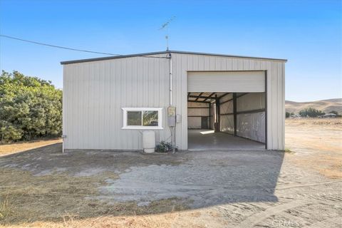 Tiny photo for 485 S 8 th Street, Shandon, CA 93461 (MLS # SC25224587)