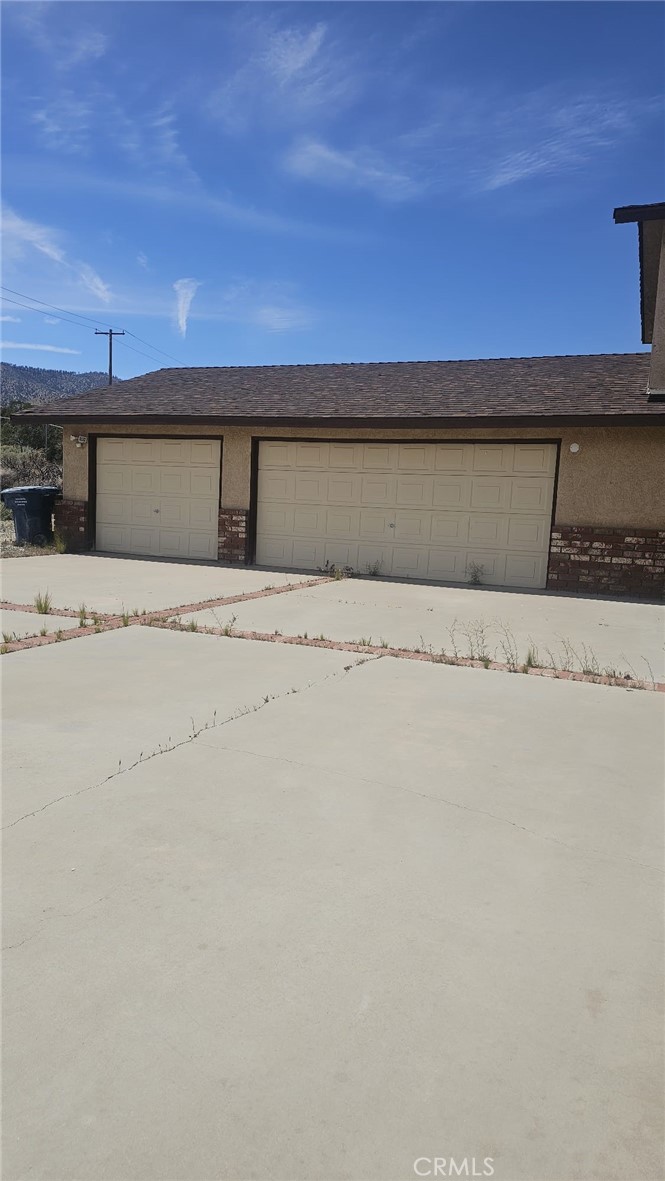 2910 Silver Ridge Drive