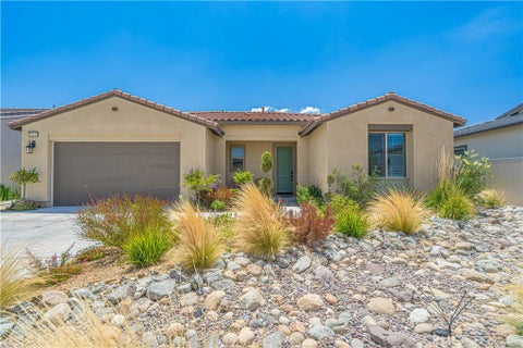 Photo of 28824 Rise Court, Canyon Country, CA 91350 (MLS # SR26144877)