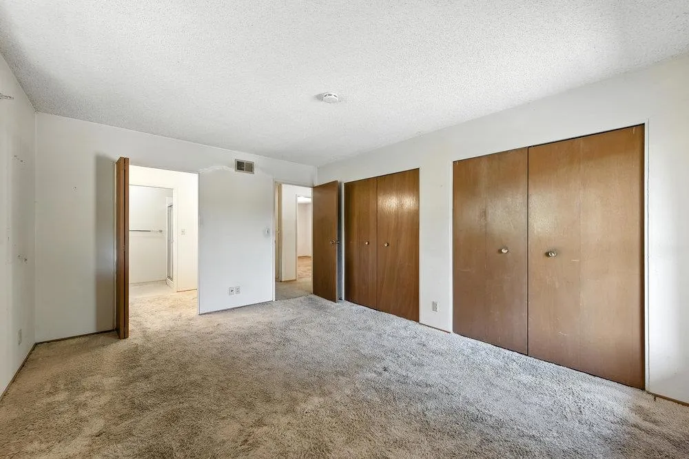 Los Altos Hills, California 94022, United States, 4 Bedrooms Bedrooms, ,3 BathroomsBathrooms,Residential,Active,186785