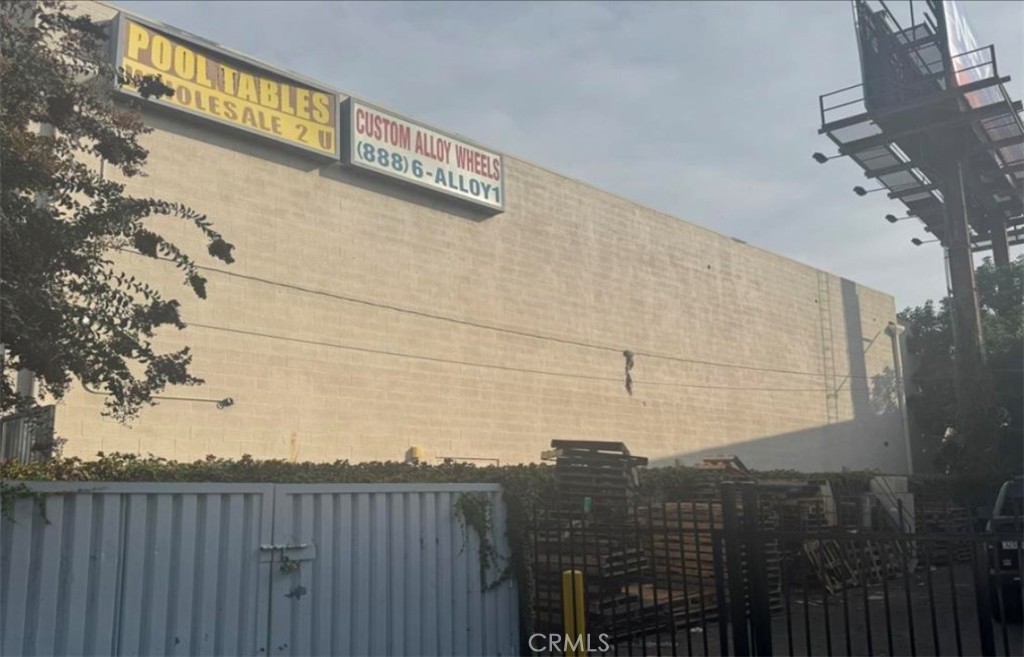 19254 E Walnut Drive N