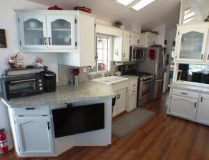 Rancho Casa Blanca - Manufactured In Park