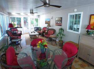 Rancho Casa Blanca - Manufactured In Park