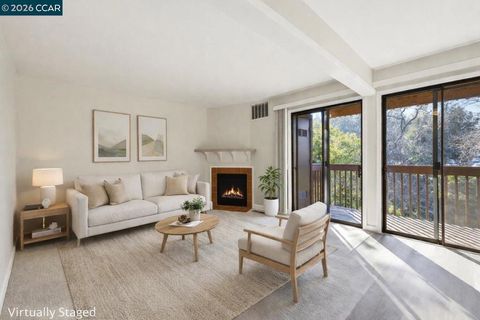 Photo of 1761 Carmel Dr Dr #203, Walnut Creek, CA 94596 (MLS # 41121044)