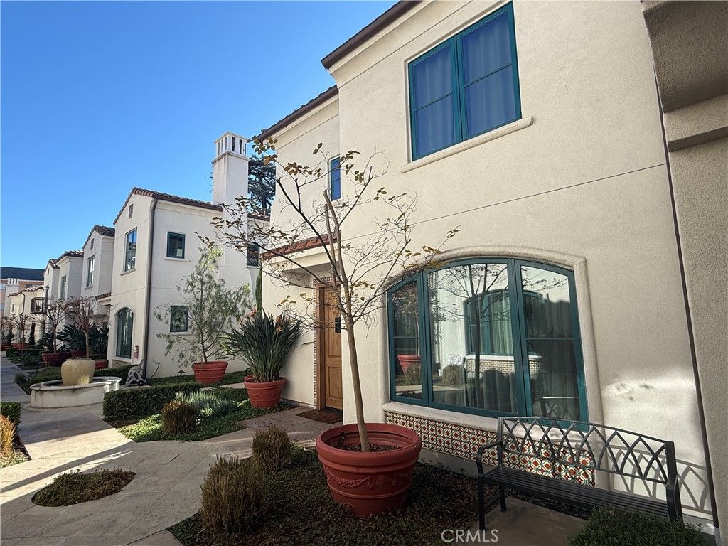 Photo of 188 S Sierra Madre Boulevard #12, Pasadena, CA 91107 (MLS # PW25267769)