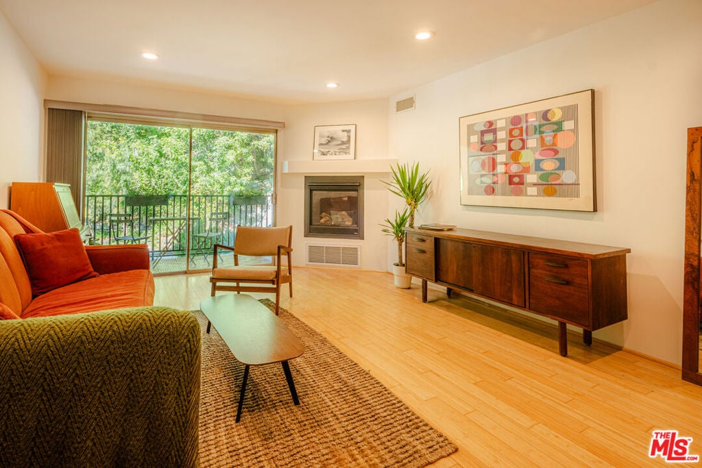 Photo of 1230 Horn Avenue #625, West Hollywood, CA 90069 (MLS # 26660141)
