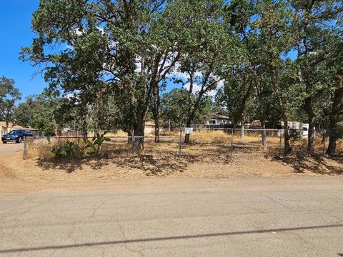 16372 32nd Avenue Clearlake CA 95422