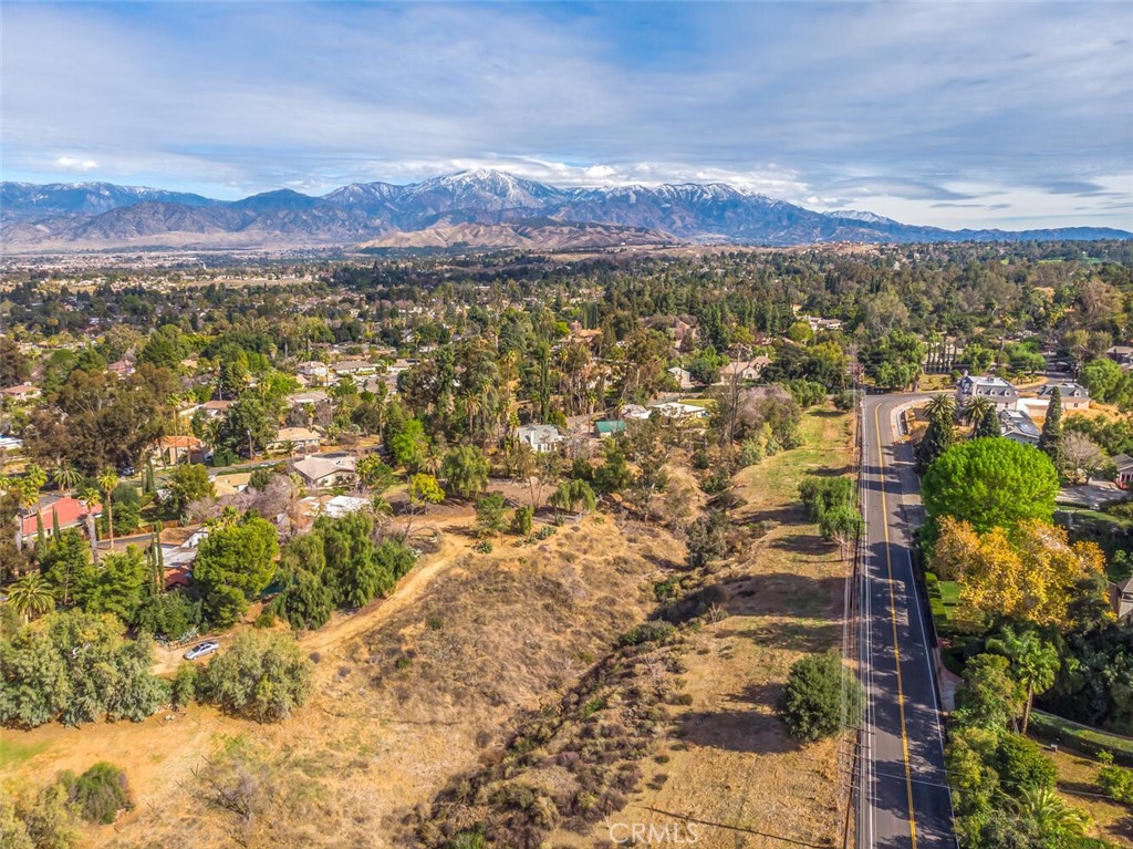 724 W Sunset Drive