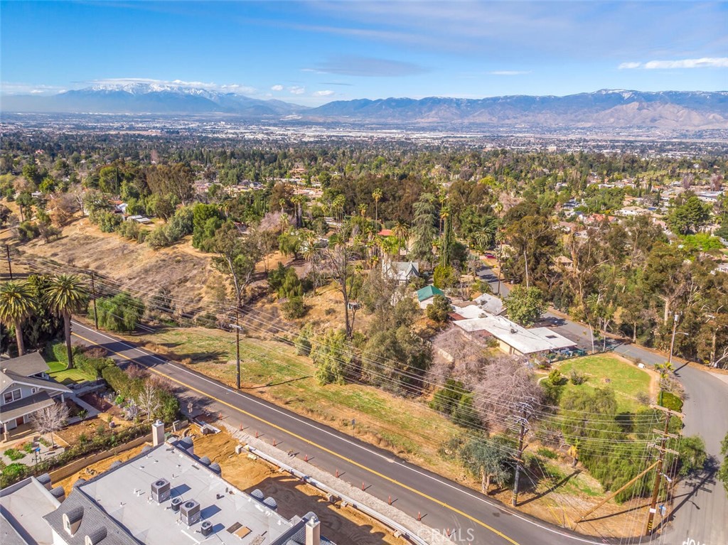 724 W Sunset Drive