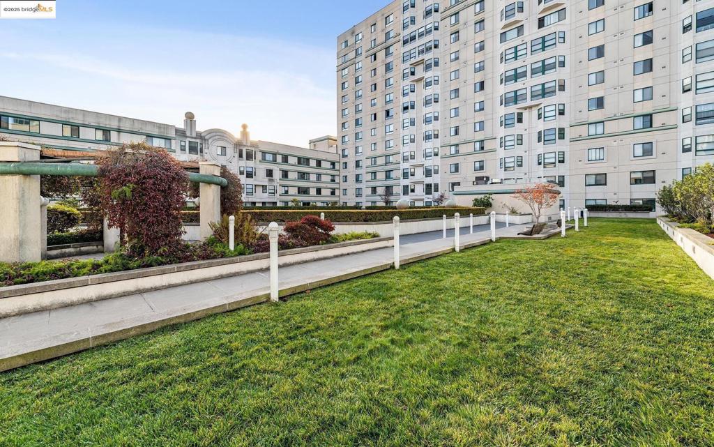 DOWNTOWN - Residential
