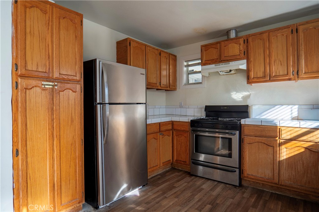 14841 Archwood