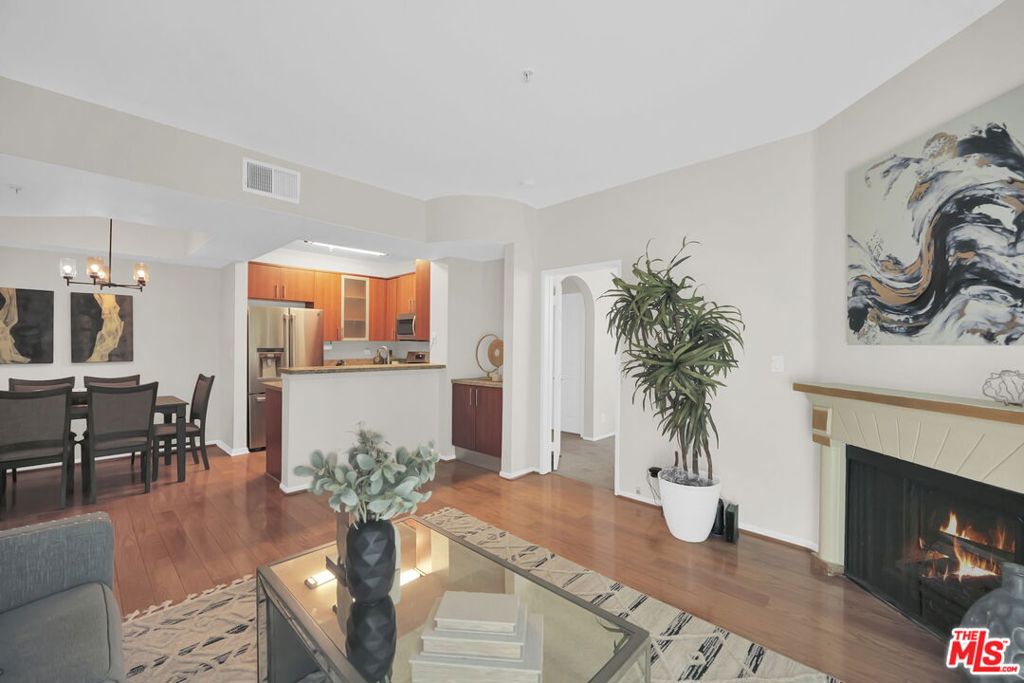 620 S Gramercy Place 135