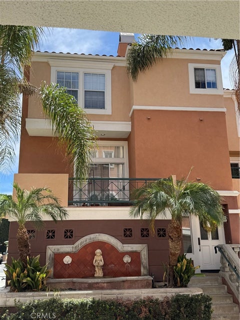 Photo of 1 Cuzzano Aisle, Irvine, CA 92606 (MLS # NP26179291)
