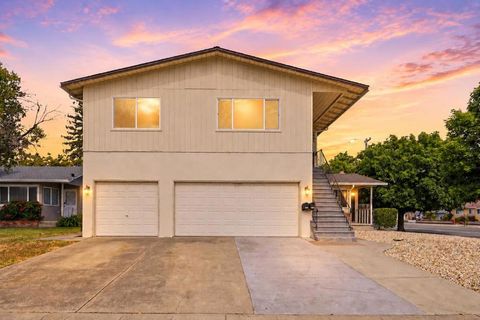 Photo of 10031005 Zarick Drive, San Jose, CA 95129 (MLS # ML82048738)