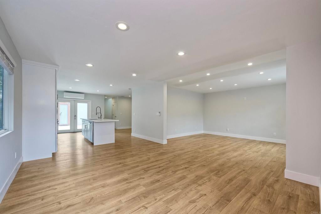 348 La Mesa Avenue