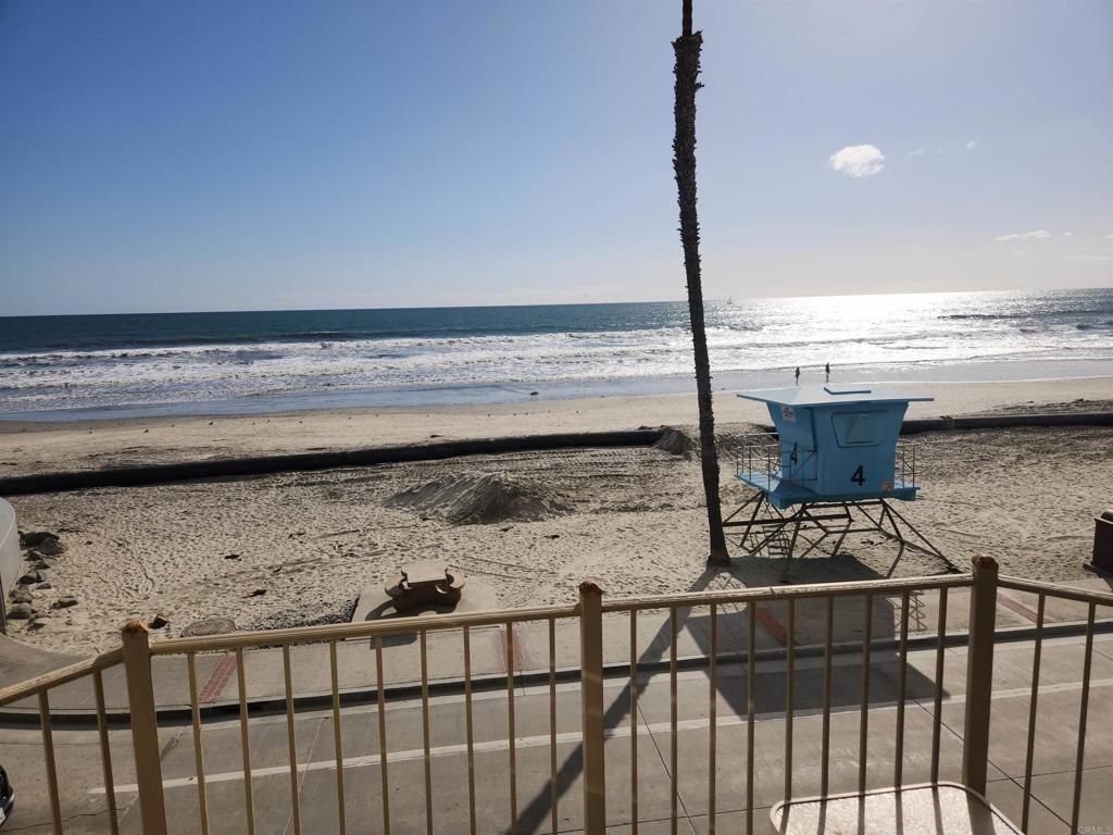 listing image 130729677392044537533